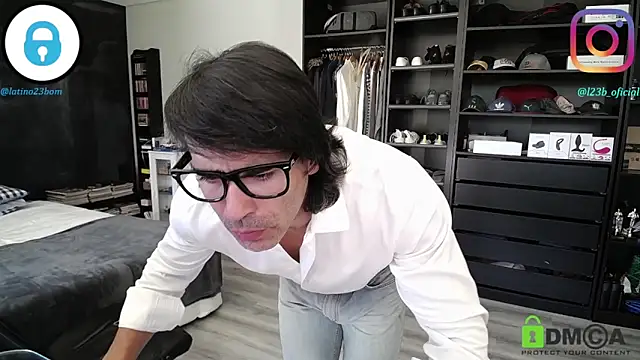 samricci21 online show from April 2, 2026, 11:19 am