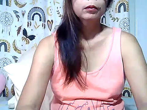 urwife tobe online show from May 7, 2026, 9:31 pm