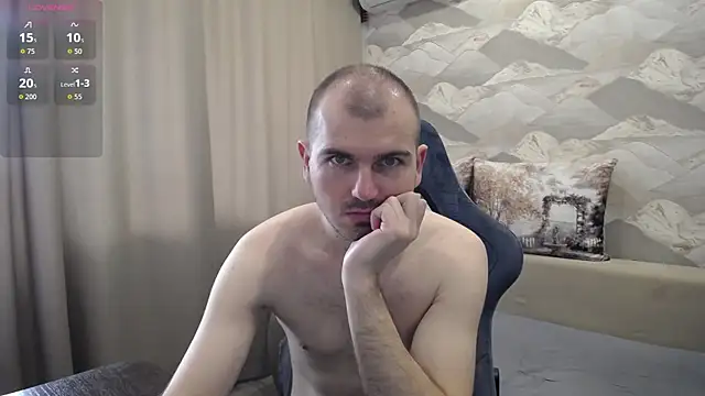 SerzhKorol1 online show from May 18, 2026, 7:25 am