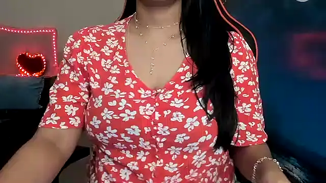 Snapshot of South_indian_tickly chatting on January 26, 2025, 6:16 pm South indian tickly online show from January 26, 2025, 6:16 pm