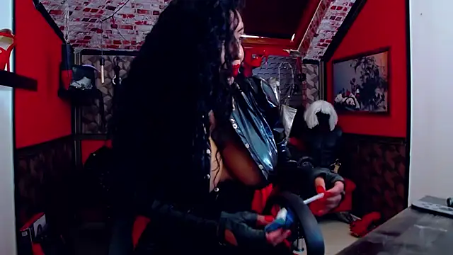 DommeBellatrix online show from September 30, 2025, 8:19 am