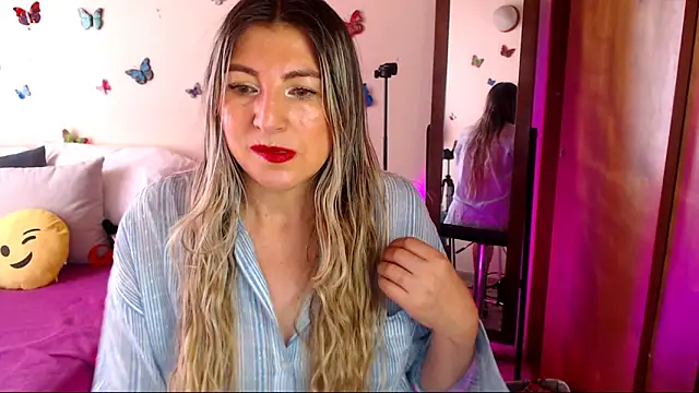 Jolie-Mature online show from March 16, 2026, 8:02 pm