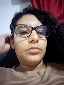 DanielleEvans  online show from February 22, 2025, 8:18 am