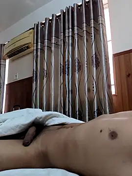  IRRESISTIBLE  online show from October 8, 2025, 1:25 am