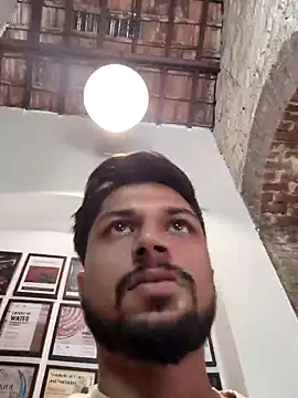  IRRESISTIBLE  online show from December 14, 2025, 7:58 am