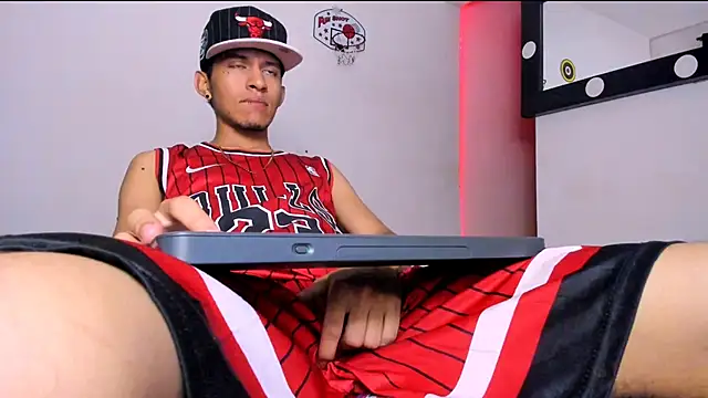 Samuel Suarez online show from April 7, 2026, 1:28 am