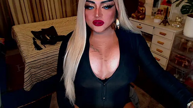 TiffanyWolf online show from September 17, 2025, 12:07 pm