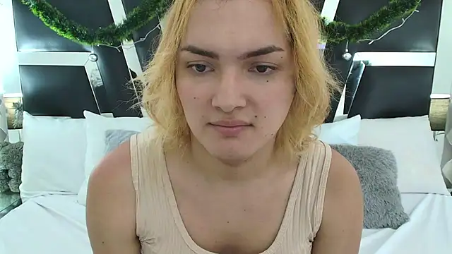 Snapshot of katya_kozlov chatting on January 15, 2025, 4:15 am katya kozlov online show from January 15, 2025, 4:15 am