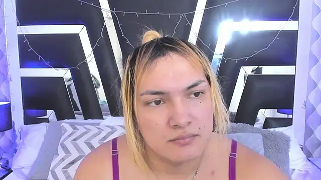 Snapshot of katya_kozlov chatting on September 25, 2025, 5:55 am katya kozlov online show from September 25, 2025, 5:55 am