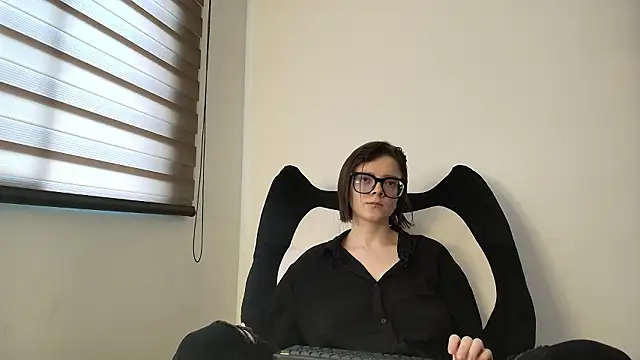 Arya starrk online show from February 24, 2026, 2:15 pm