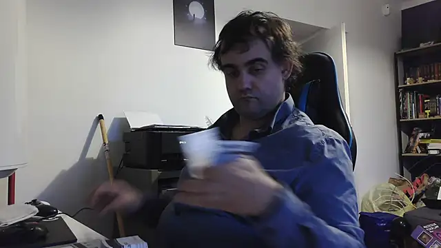 Snapshot of colalba12 chatting on October 26, 2025, 4:24 pm colalba12 online show from October 26, 2025, 4:24 pm