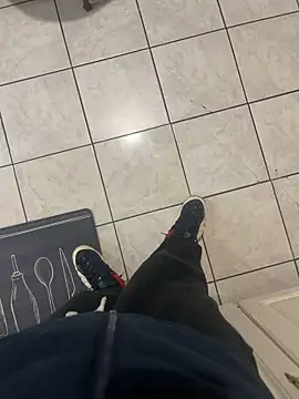 Snapshot of dingoding chatting on February 21, 2025, 12:27 am dingoding online show from February 21, 2025, 12:27 am