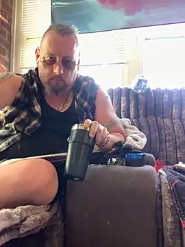 Littledick007007 online show from May 16, 2026, 4:28 pm