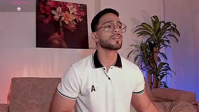 Josseph1  online show from January 5, 2026, 11:30 pm