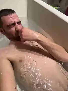 ThatGuyNextDoor1992 online show from November 5, 2025, 4:56 am