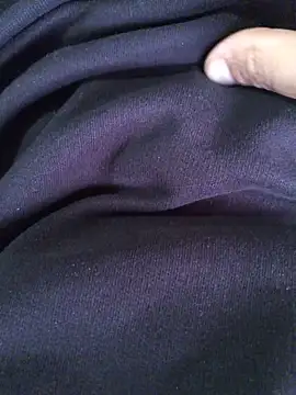 gokhanbey34 online show from February 25, 2025, 9:53 am