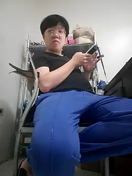 ksshp9502 online show from February 10, 2026, 3:38 pm