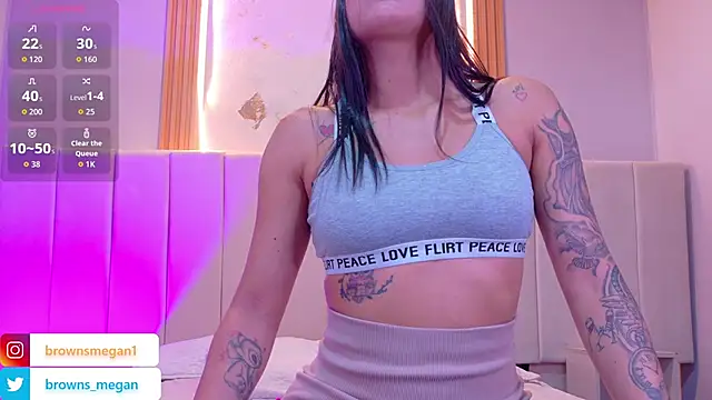 Megan browns1 online show from December 3, 2025, 1:09 pm