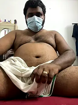 Snapshot of godmail100 chatting on November 8, 2025, 1:33 pm godmail100 online show from November 8, 2025, 1:33 pm