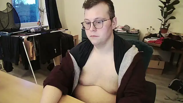 Snapshot of chubbysmallcock@xh chatting on February 14, 2026, 4:15 pm chubbysmallcockxh online show from February 14, 2026, 4:15 pm