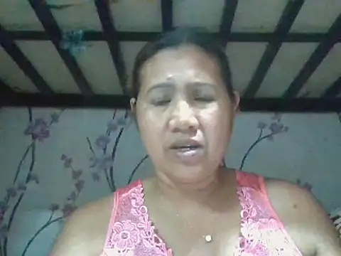 sweet smile4u online show from January 20, 2025, 8:52 am