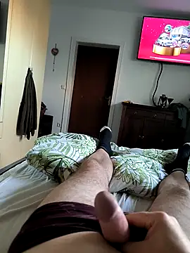 Snapshot of Andy7430 chatting on December 20, 2024, 2:38 pm Andy7430 online show from December 20, 2024, 2:38 pm