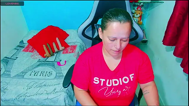 Diana Lozano online show from September 28, 2025, 7:14 am