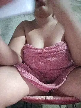 ValeriaSantos- online show from May 26, 2026, 9:44 pm