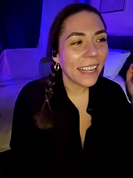 Ellie-L-Elizabeth online show from January 28, 2025, 11:07 pm