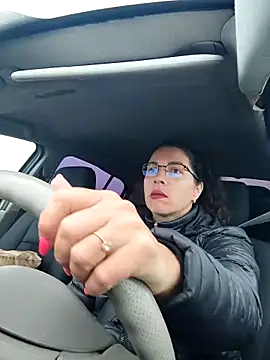 SquirtyMellissaLabia online show from November 8, 2025, 6:35 am