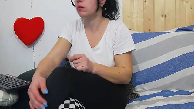 SquirtyMellissaLabia online show from February 21, 2026, 5:14 pm