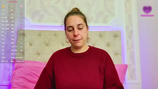 KarinaNoir online show from April 10, 2026, 4:06 am