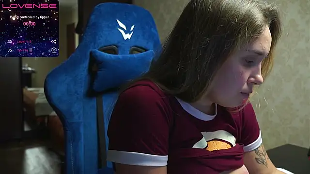 Sandra SW  online show from February 4, 2025, 5:55 pm