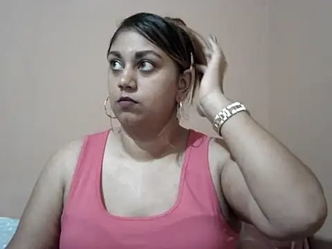 bellachow10 online show from December 22, 2025, 12:24 pm