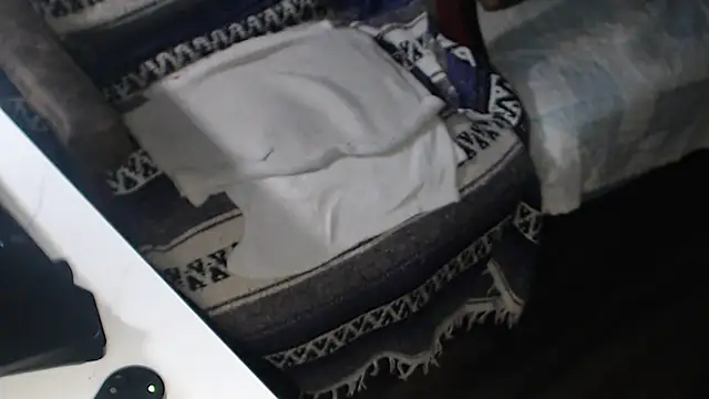 QueenDenizeAndTheCaptain online show from October 22, 2025, 6:46 am