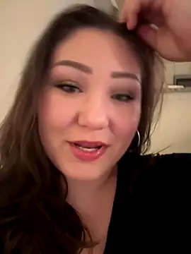 RosieDixx online show from November 6, 2025, 2:34 am