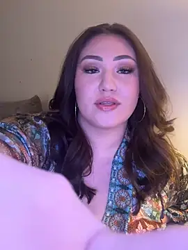 RosieDixx online show from February 13, 2026, 7:48 am