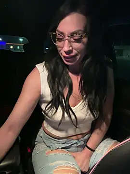 annablisss online show from February 8, 2025, 12:38 am