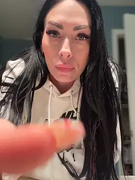 annablisss online show from February 19, 2026, 3:35 am