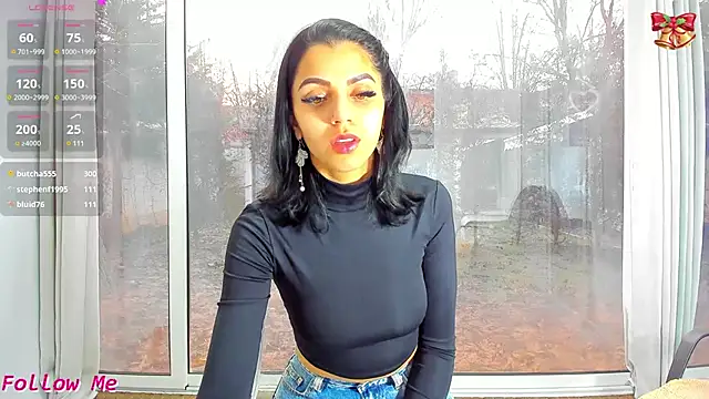 Snapshot of Sarabecker chatting on December 30, 2024, 2:19 pm Sarabecker online show from December 30, 2024, 2:19 pm