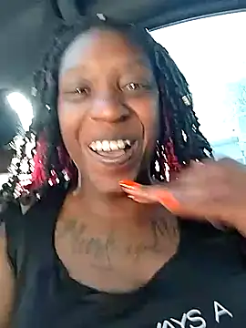 markquanna online show from October 7, 2025, 4:37 pm