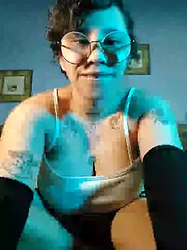 Snapshot of Lilmuh_ chatting on December 12, 2024, 11:36 pm Lilmuh online show from December 12, 2024, 11:36 pm