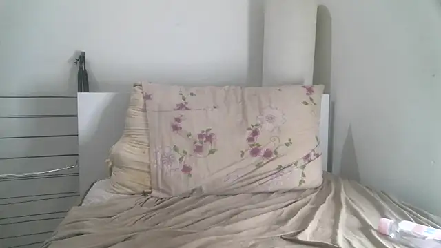 bonbonitaa online show from January 12, 2025, 8:36 pm