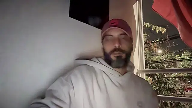 romeolovedark online show from December 16, 2025, 7:57 am