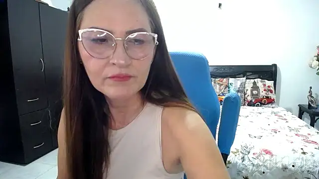 Xiimen online show from November 10, 2025, 11:04 pm