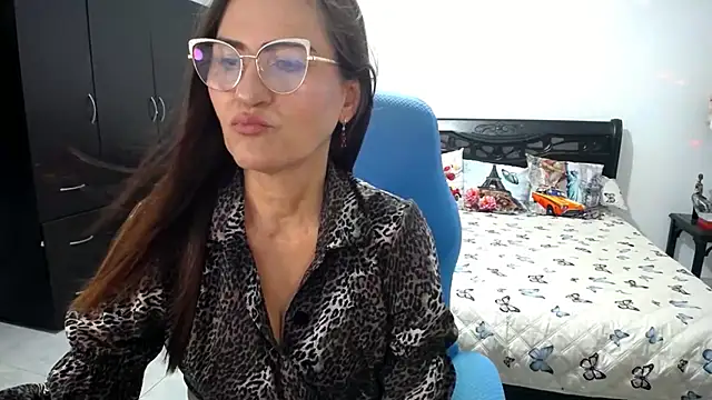 Xiimen online show from January 13, 2026, 9:53 pm