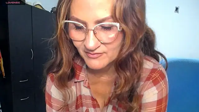 Xiimen online show from April 11, 2026, 11:53 pm