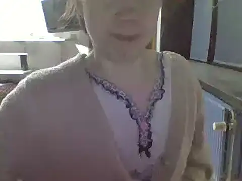 Moi Lina online show from January 8, 2025, 10:16 pm