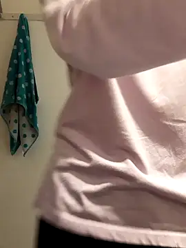 Moi Lina online show from February 21, 2025, 3:10 pm