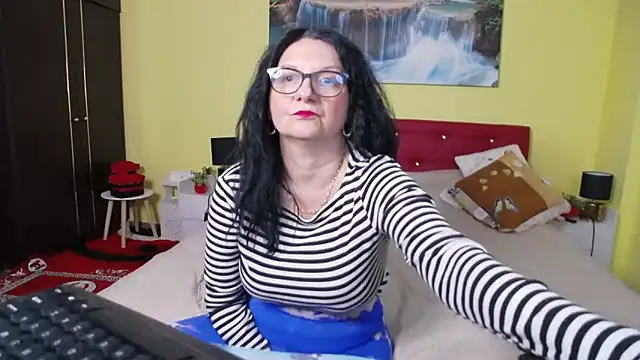 AlexaMorreno online show from May 13, 2026, 7:00 pm